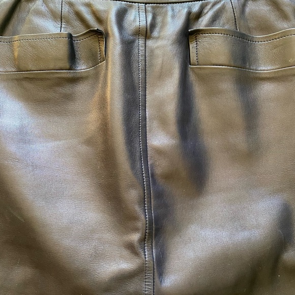 Saint Laurent genuine black leather mid length skirt. Vintage - Picture 2 of 11